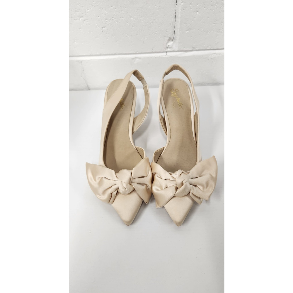 Seychelles Neve Women's Bow Pointed Slingback Ivory Satin Heels, Size 7.5 Formal